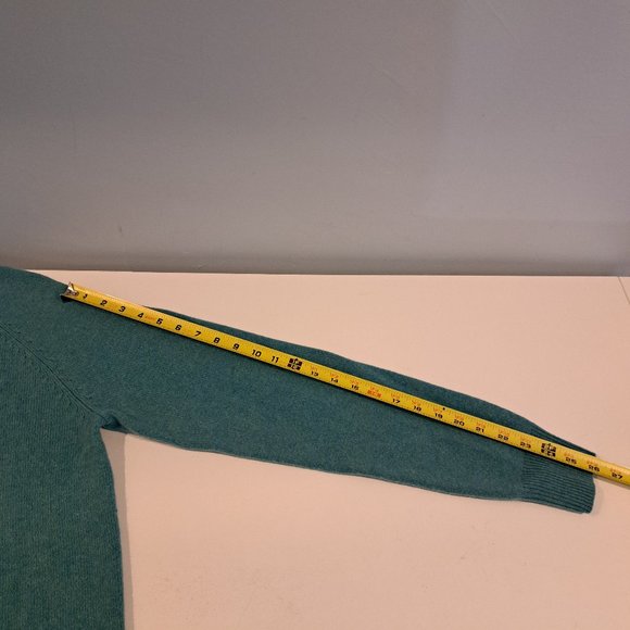 J. Crew 100% Lambs Wool Men's Medium Crew Neck Sweater Style 15676 - Picture 14 of 15